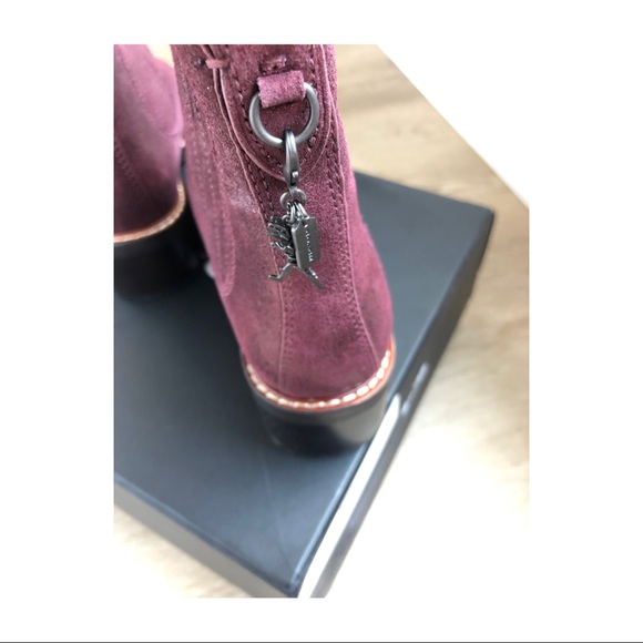 Coach shimmery Chelsea ankle boots NWT, 8 - Picture 4 of 9